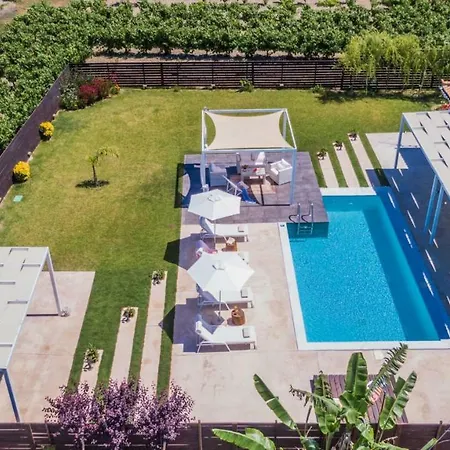 Madini Villa Vanato